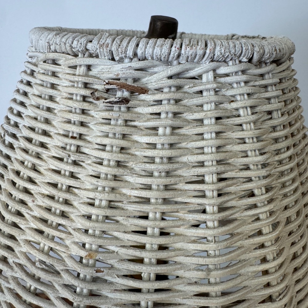 Vintage Wicker Table‎ Lamp with Shade Coastal Cottagecore Home Decor WORKS - Picture 8 of 14